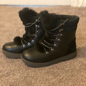 UGG BLACK VIKI WATERPROOF BOOTS